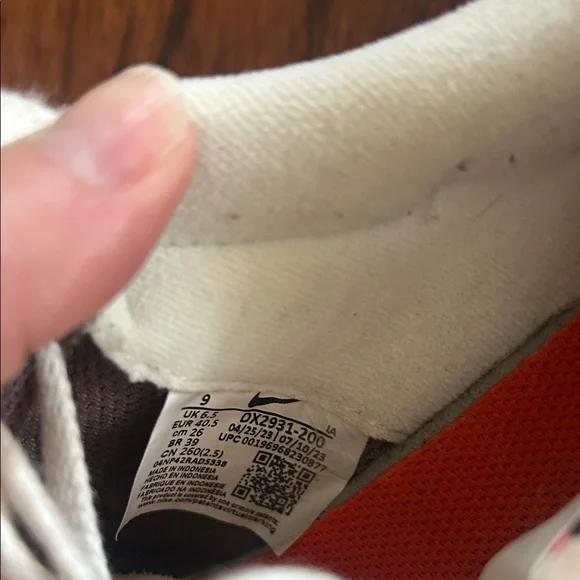 Nike Waffle Debut Vintage Sneakers - Picture 5 of 7